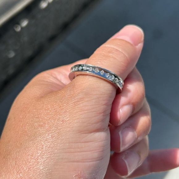 4/$100 LIA SOPHIA Elegant Silver Band with Crystals size 10 😎 - Picture 5 of 7